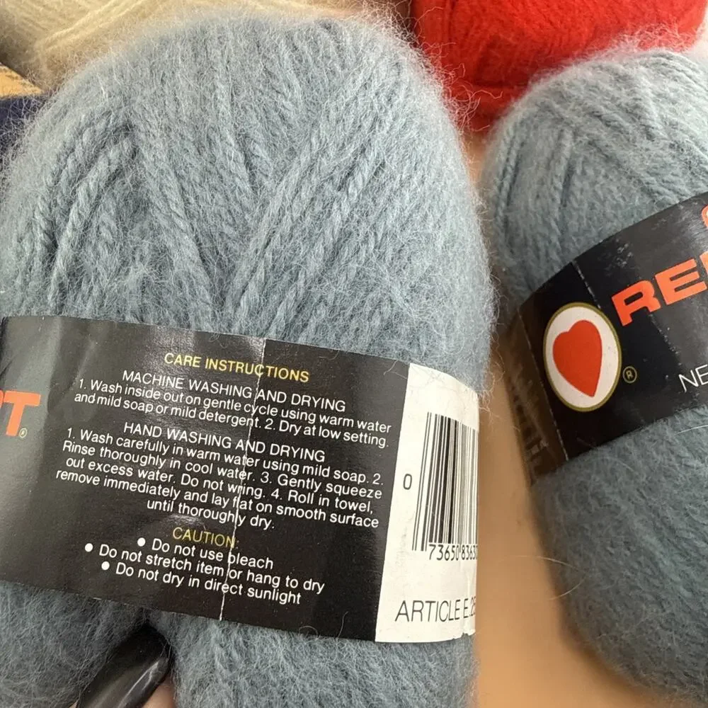 Red Heart Brunswick Lana Moro this yarn